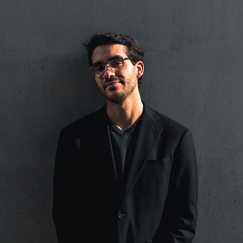 Juan Pérez Floristán, piano